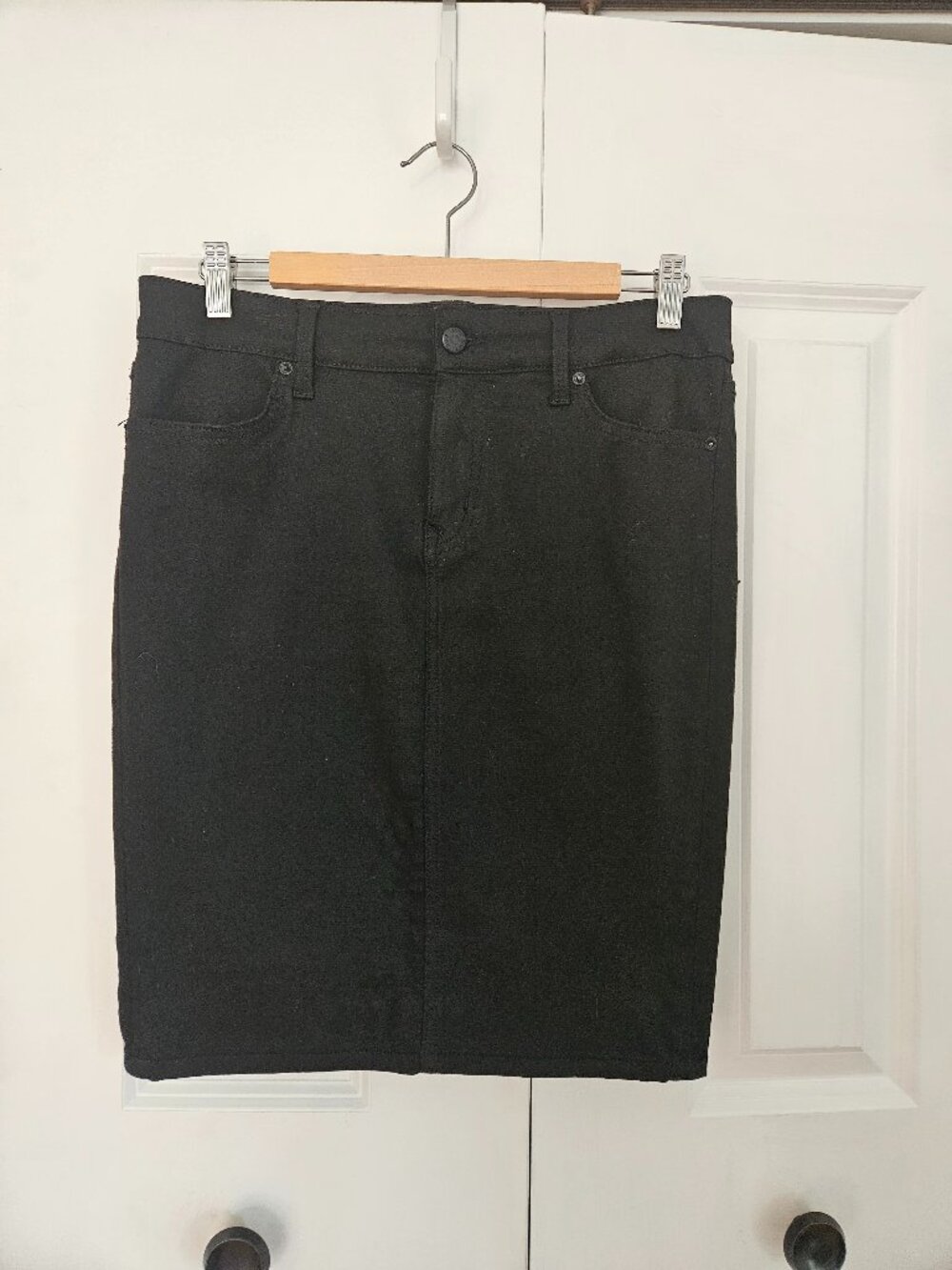 Anthropologie Level 99 Black Pencil Skirt Size 30